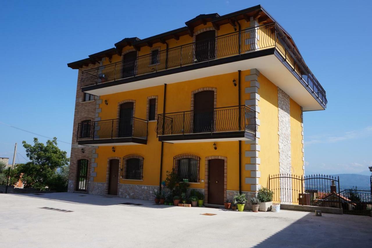 A Casa Di Laura B&B Apartments Кампания Екстериор снимка